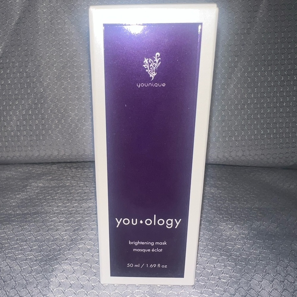 Younique Youology Brightening Mask in Purple and White NIB